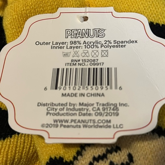 Peanuts Charlie Brown NonSlip Sherpa Lined Socks Warm & Cozy & Cute. - Picture 2 of 8